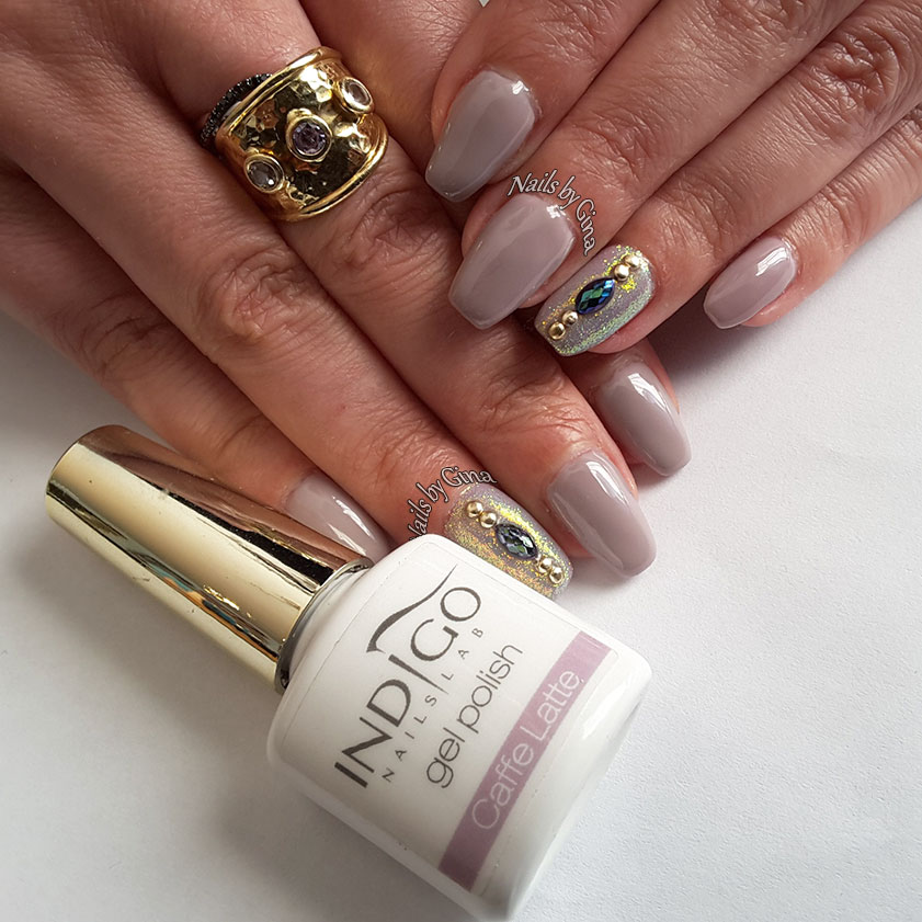 Nude Nails